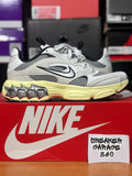 DS Nike Zoom Air- Size 8 Women
