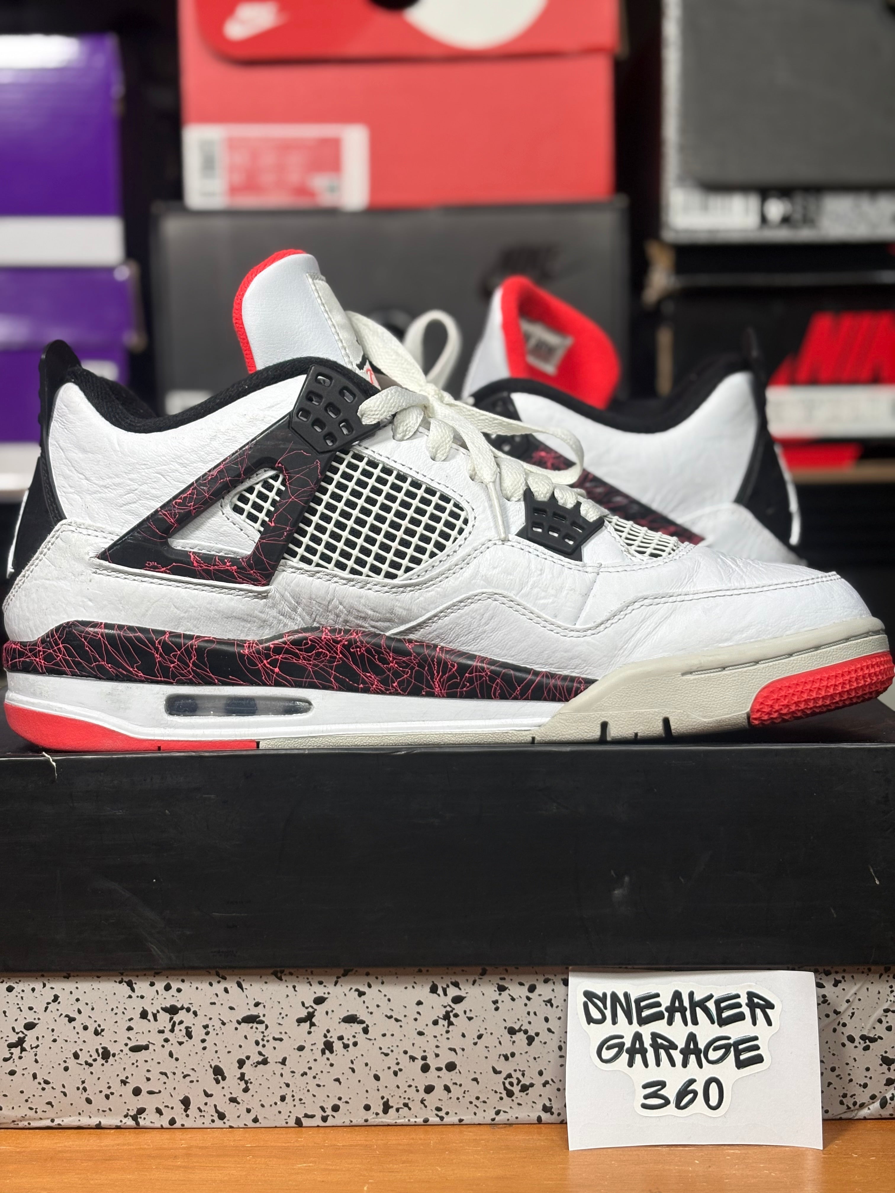 Jordan 4 Pale Citron- Size 11