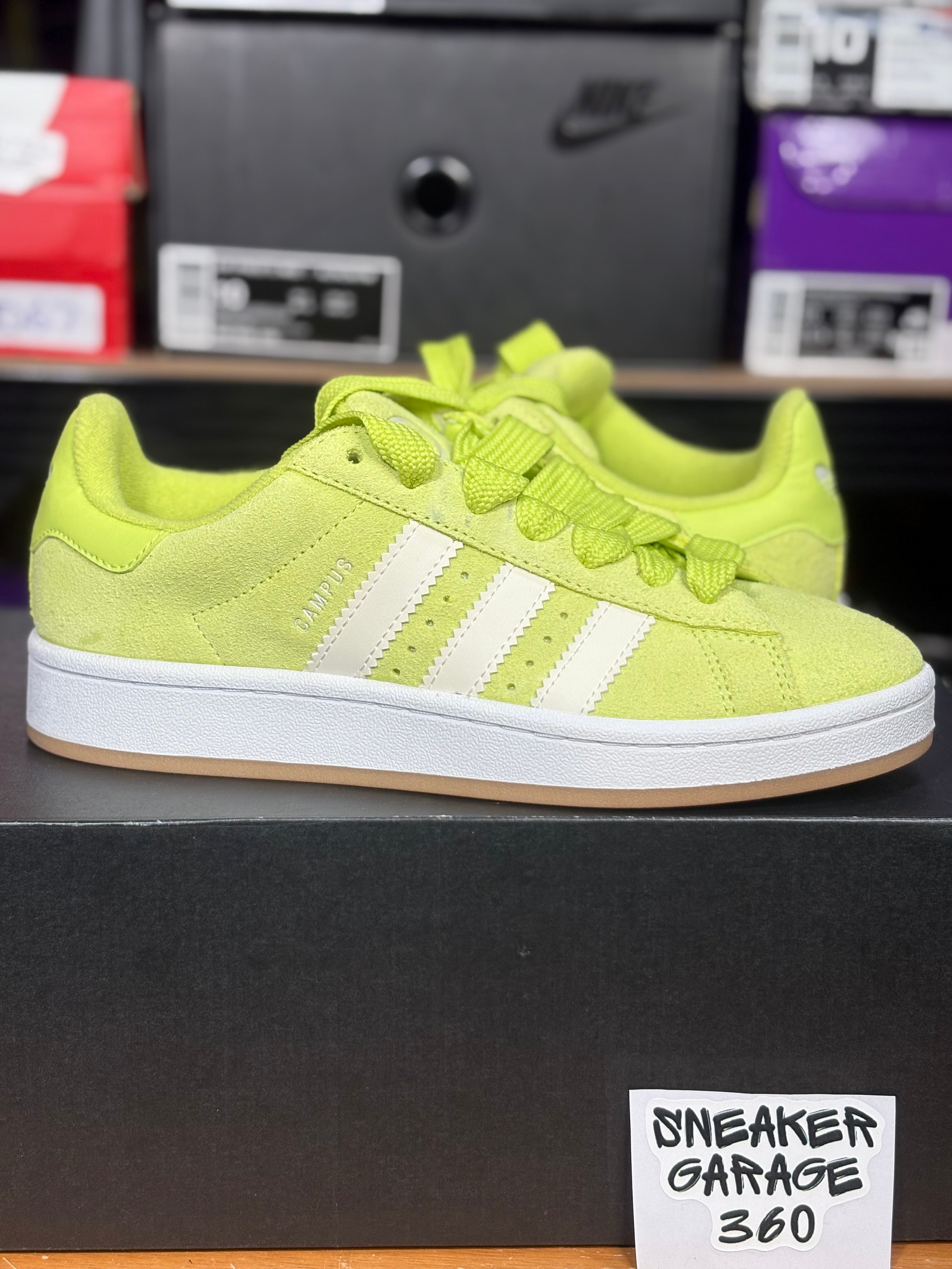 DS Adidas Campus - Size 7 Women’s