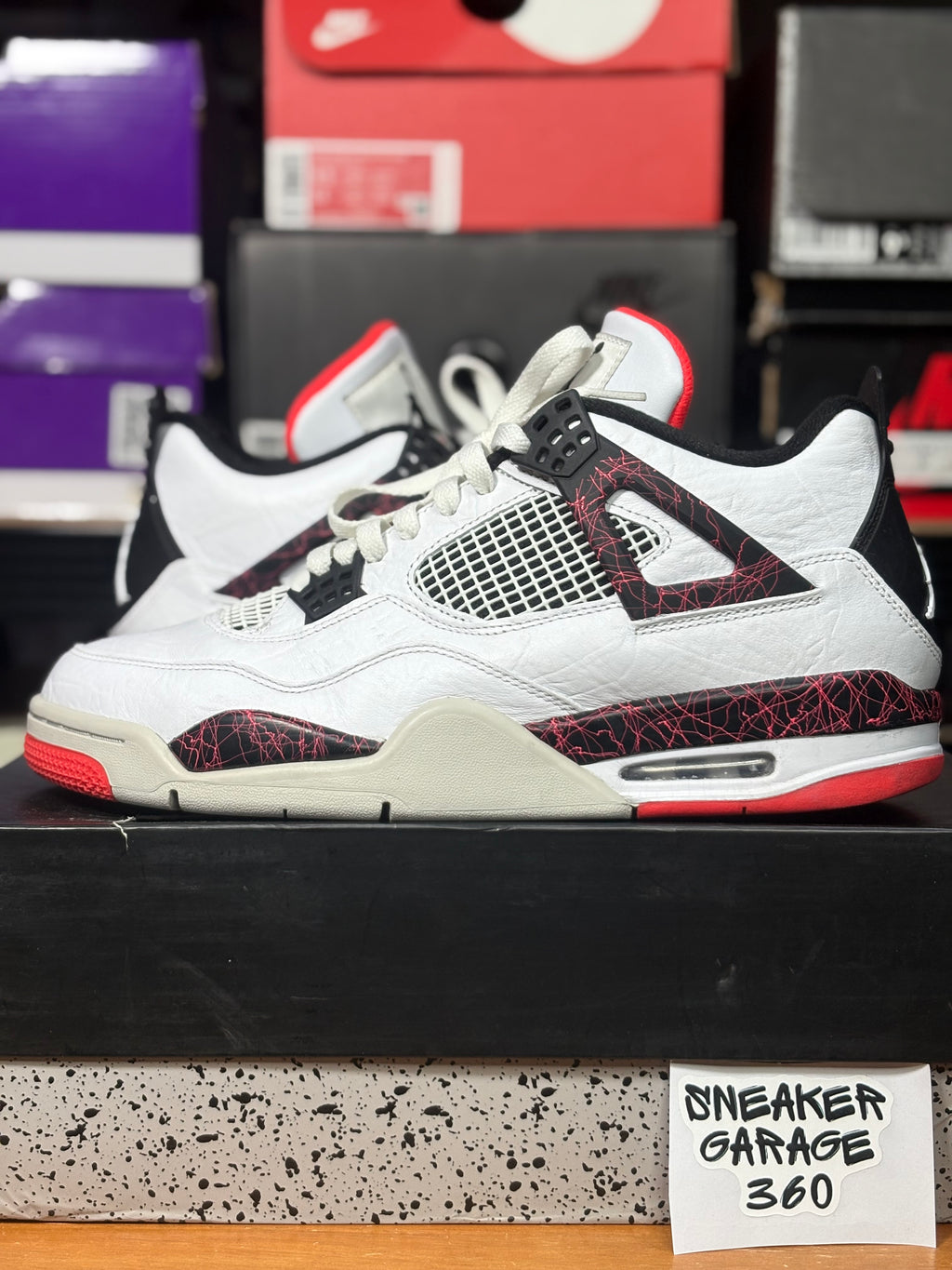 Jordan 4 Pale Citron- Size 11