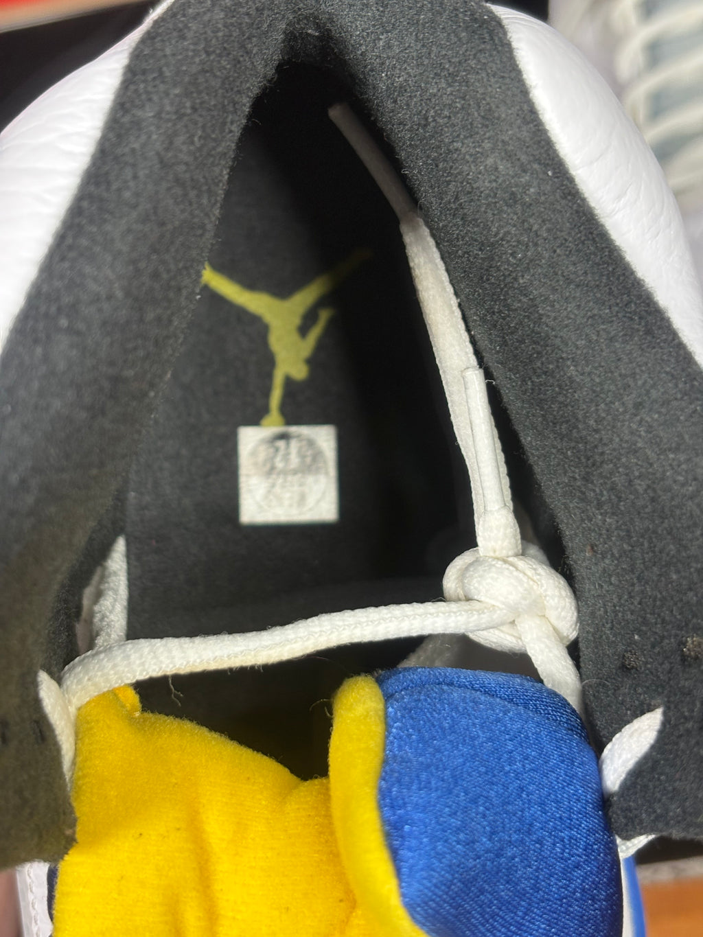 Jordan 5 Laney 2013- Size 12